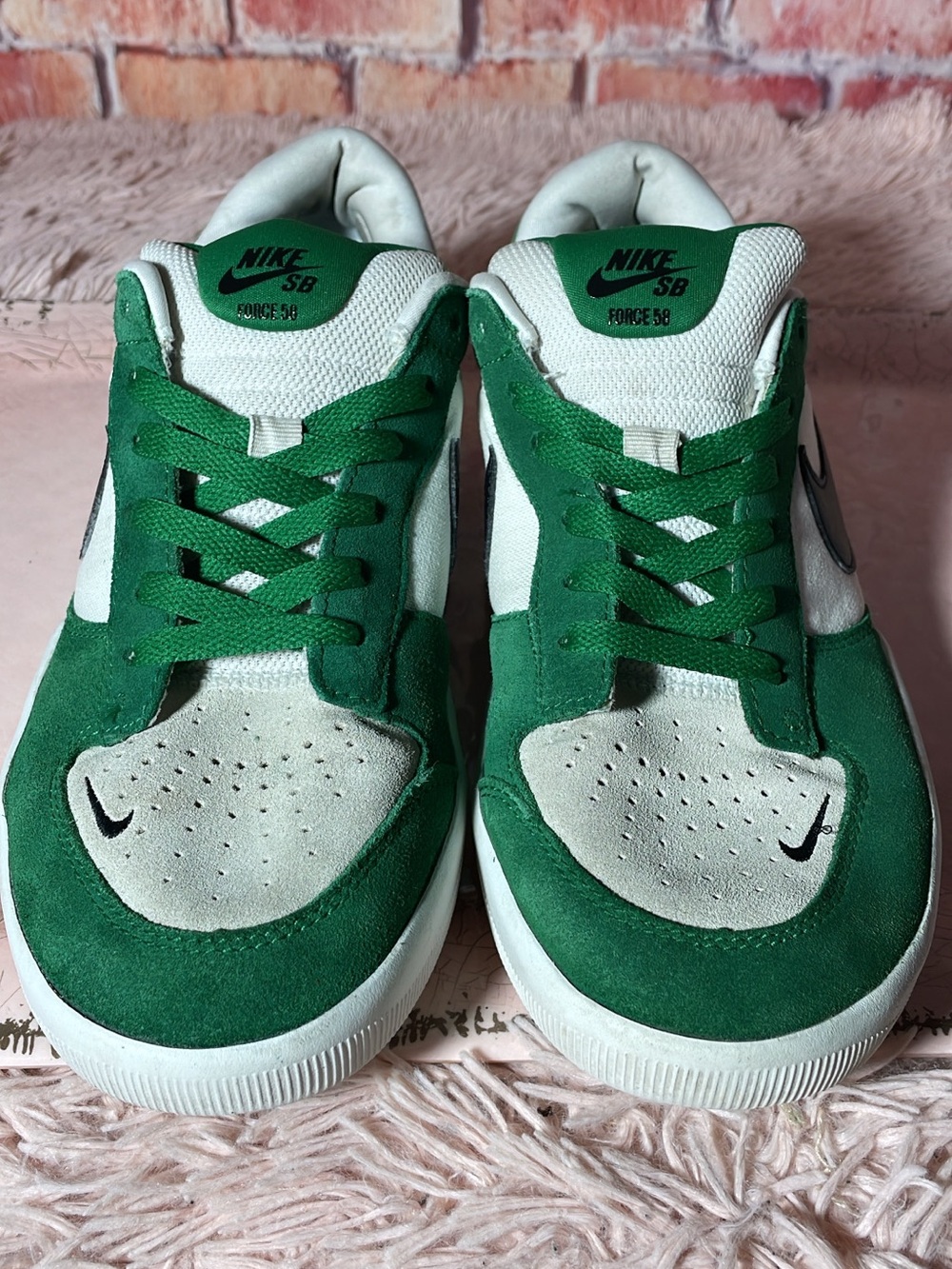 Nike Men’s Green, White & Black Low-Top Skate Sneakers - Picture 3 of 6